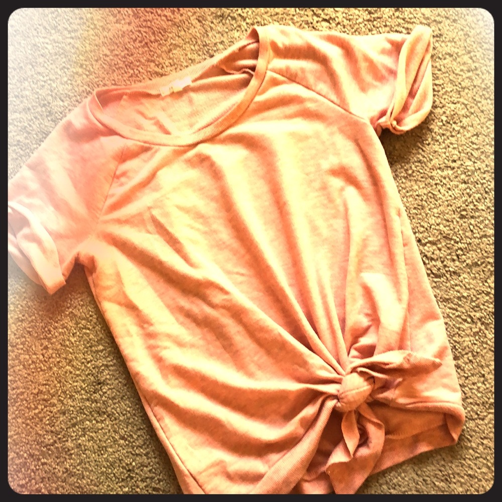 Heather pink tie T-shirt